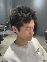 ハイプ(HYPE)&nbsp;フェザーパーマ/センターパート/シャドウパーマ/眉毛