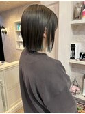 福山Caaryナチュラルオフィス透明感グレージュ切りっぱなしボブ