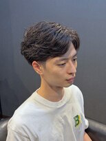 ビーダンディー(Bee dandy)&nbsp;ビジネスツーブロックショート フェザーパーマ サイドパート