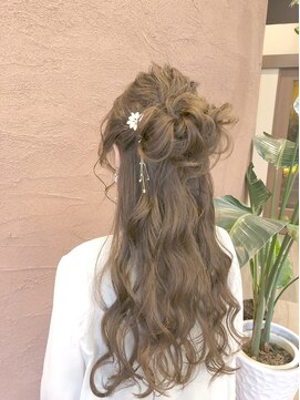 ナチュレジャパン(nature JAPAN) 大人かわいい ルーズハーフアップアレンジ