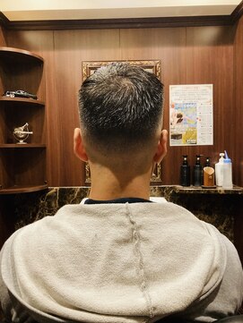 ヒロギンザ 田町店(HIRO GINZA) フェード/スキンフェード/床屋/理容室/ヒロ銀座/田町/三田