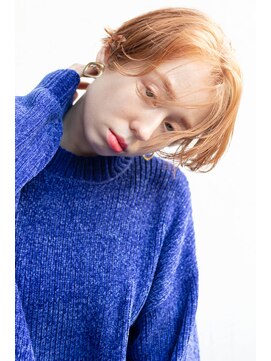 サングース(Sungoose) FUJIマニッシュ#毛先パーマフォギーベージュ耳かけ