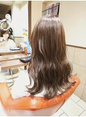 シナモンベージュ ロング 波巻き