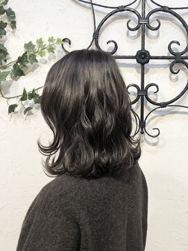 ローグヘアー 綾瀬店(Rogue HAIR) セミディボブ【綾瀬美容院】
