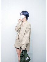 ノード(NODO)&nbsp;【モチベーションUP】ブルーシルバーのくびれショート