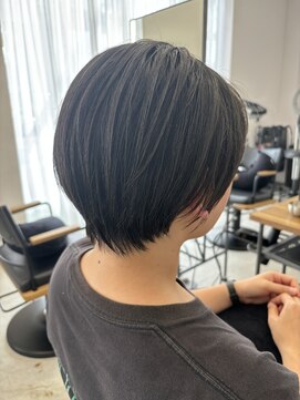 テラス トヨタ(Telasu Toyota) 前髪長めな20代30代40代◎大人可愛いナチュラルショート