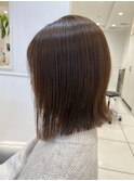 ベージュブラウン