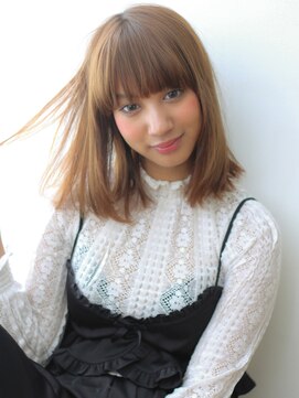 ヴィヴィ(VIVIE) 切りっぱなしボブミディ小顔似合わせラウンドマッシュ広めバング