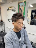 メリケンバーバーショップ フクオカ(MERICAN BARBERSHOP FUK)&nbsp;かきあげナチュラルフェードビジネス