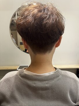 ヌース(NOUS) 刈り上げショート/ベリーショート/マッシュショート/薬院