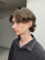 ダーツサンジョウ(DARTS sanjyo) 【メンズ】癖を活かしたセンターパート