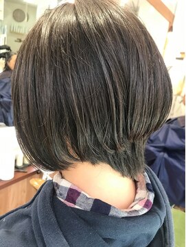 エール(Aile) エアリーミディ、黒髪カタログ、ホワイトアッシュ