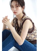 フェリア 梅田(FERIA)&nbsp;【梅田・茶屋町】大人かわいいヘア×カーキグレージュ