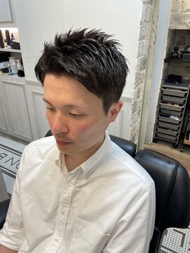 ミリオンバックス 上野(Million Bucks) アップバングショート【ツーブロック刈り上げ黒髪短髪】