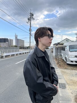 ヘアデザイン ジル(Jill) センターパートウルフ