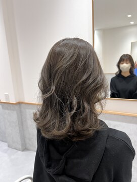 レンジヘアー(lange hair) カーキグレージュ【鈴鹿/四日市/津/ブリーチなし/ストレート】