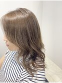 iLUMi × イルミナカラー