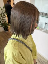 ルシードスタイル　ムースユイット(LUCIDO STYLE mousse8)&nbsp;柔らか透明感カラー☆外ハネ仕上げ