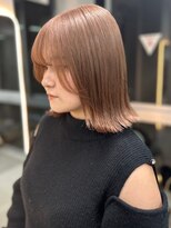 ロイオブジゼル(roi of GiseL)&nbsp;切りっぱなしボブ　外ハネボブ　ケアブリーチ　顔周りカット