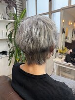 クッキー ヘアーアンドメイク(COOKIE Hair&Make) 【COOKIE】エンドカラー★ホワイトベージュ×ブラック