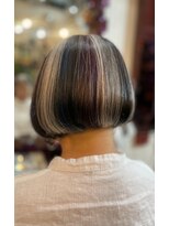 シークレットミラーズ(SECRET MIRRORS)&nbsp;トリプルカラーハイライトボブ