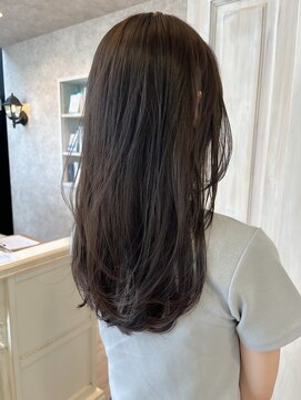 福山人気20代30代40代オリーブグレージュ艶髪ゆる巻きセミロング