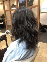 ベルポートヘア(Bellport hair)&nbsp;ネオ黒染め＆ルーズ巻き