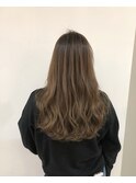 スモークグレージュ