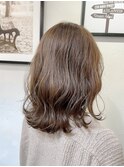 スモーキーベージュ×波巻き
