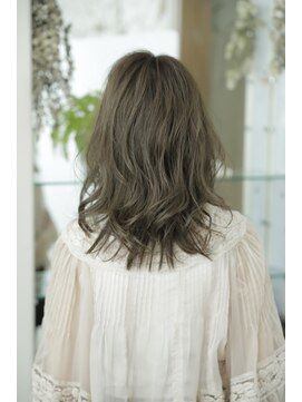 アフロディーテギンザ 神保町(APHRODITE GINZA) カール/セミディ/シアーカラー/姫カット［御茶ノ水/神保町］