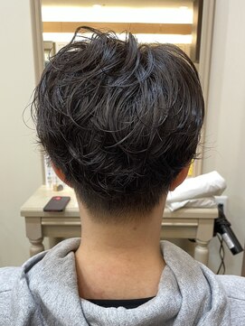 アルターリール(aL ter Rire) ハイライト/マッシュパーマ/ウルフ/アッシュブラック/中村郁未