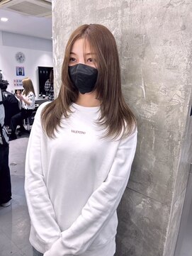 キング(K!ng) 縮毛矯正髪質改善ハイライトレイヤーカット楠葉美容室エクステ