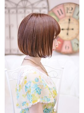 メイズ(MAZE) 小顔コンパクトボブ