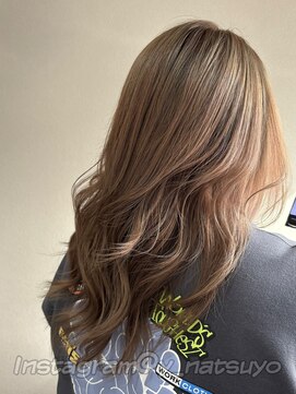 クラリス(CLARIS) ミルクティーベージュ/透明感カラー/レイヤーカット