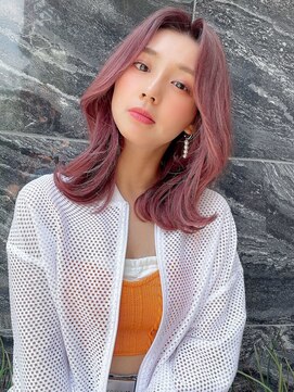 ジーナリア(Xena ria) 《袴田》ピンクカラー/ミディアムレイヤー