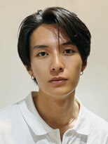 メラク(Merak)&nbsp;韓国風センターパート/カルマパーマ/毛流れセンターパート