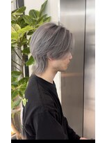 オン(on.)&nbsp;センターパートウルフ　シルバー