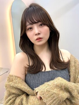 ミディアムレイヤーウルフ黒髪グレー