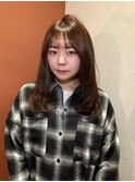 オリーブベージュ春レイヤー