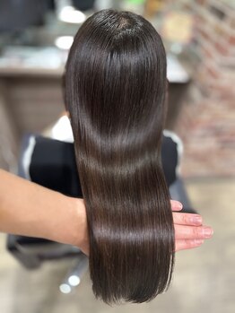 ルクステラスヘアサロン(Luxe Terrace hair salon)の写真/忙しくても続けられる本格ケア◇サロン帰りの仕上がりを日常に。エイジングケア特化の厳選Trで美髪へ