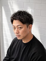ゼロスバーバー(0's BARBER SHOP) 束感短髪ツイスパ人気流行無造作立体感メンズ