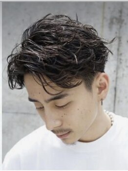 ヘアースペース ブイ(hair space V)の写真/【東加古川/駐車場あり】再現性の高いカット×パーマでスタイリング簡単に◎美容男子必見の最新スタイル！