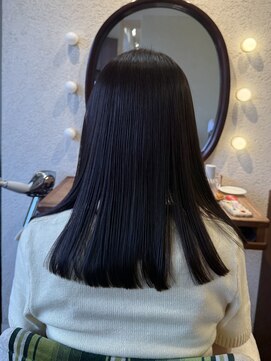 エルサフィロ キタハマ(el zafiro kitahama) 30×40×50代×似合わせカット×ストレートにパーマ