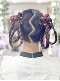 三つ編みループツインテール