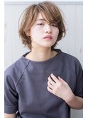 イルミナカラー外ハネショートボブ