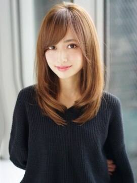 シウ(shiwu) ワンランク上の上質な手触りを生み出すパーマヘア