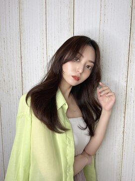 フォルテ ギンザ(FORTE GINZA) ダークブラウンの艶髪韓国ヘア