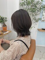 ティエル(TieLu)&nbsp;レイヤースタイル×くびれミディ×グレージュ