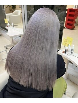 ニコラ(NICOLA) グレーカラー