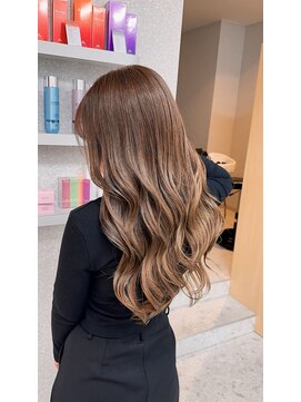 天神美容室 ブリーチなしミルクティーベージュ♪